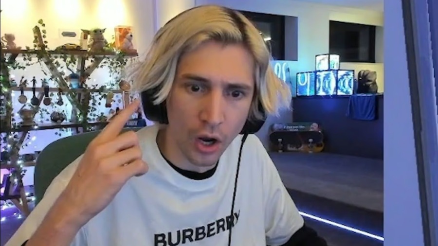 xQc Canadian Streamer